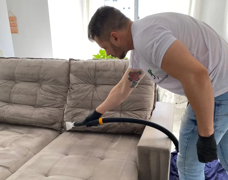 limpeza estofados higienização de sofá Blumenau higienização de colchão limpeza de sofa em blumenau limpeza de sofás ao domicílio preço